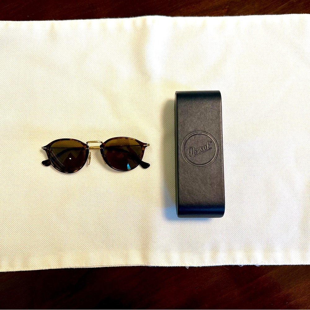 Persol PO3046S - Unisex Sunglasses